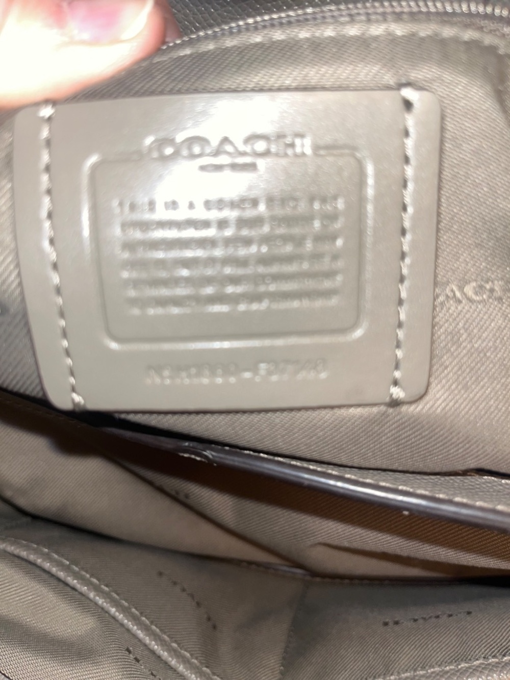 Coach  Stanton Carryall F37148 (Large Bag) - Picture 13 of 16